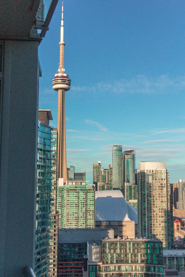 Downtown Toronto Luxury Condo Экстерьер фото